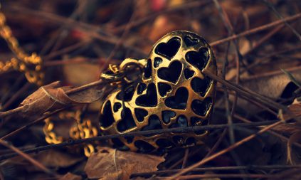 Trendy Gold Necklaces